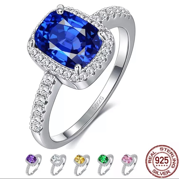 Jewelry - Real Sterling Silver Emerald Gemstone Ring